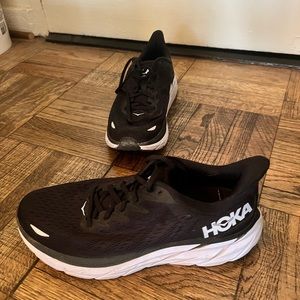 Hoka Clifton 8 Women’s Running Shoe Size 10